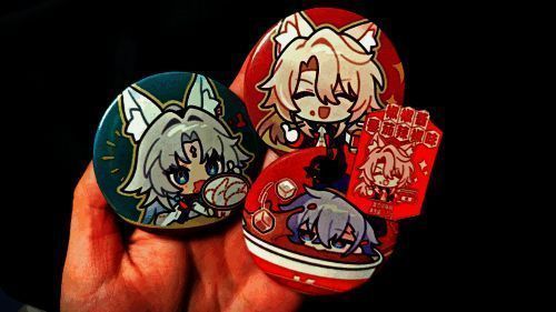 玩家自制《星铁》与肯德基联动周边相关画面