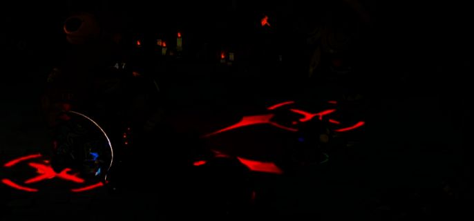 生物召唤巨人战斗画面图片