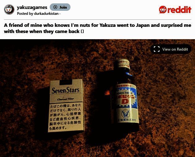 另一个角度的周边展示图片