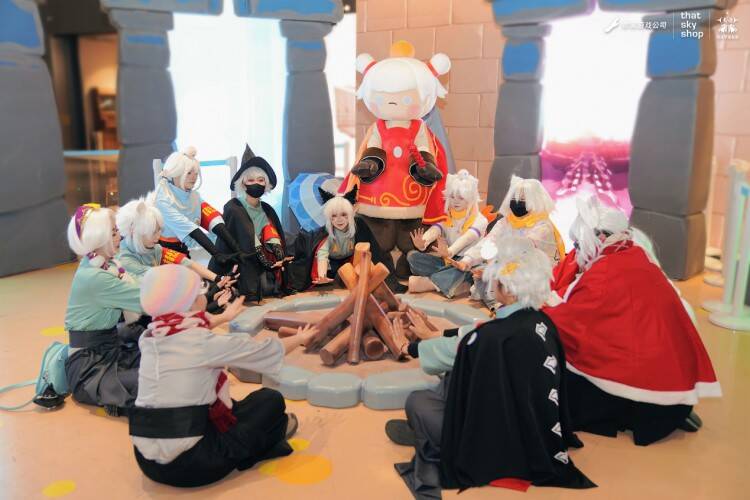 光之子友友会跨年派对现场另一角度照片