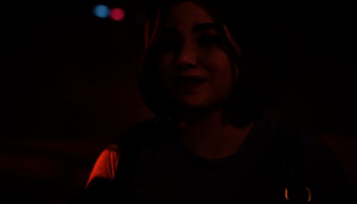 《失落的记录：绽放与愤怒》中用钩子拆木板的场景