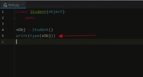 在test.py文件中运行Python脚本的界面