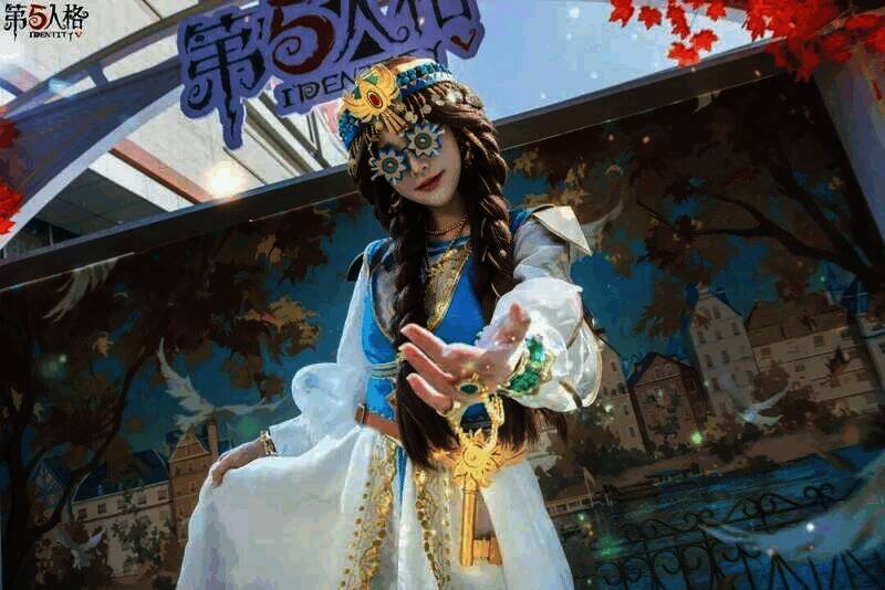 COSER扮演玩具商形象