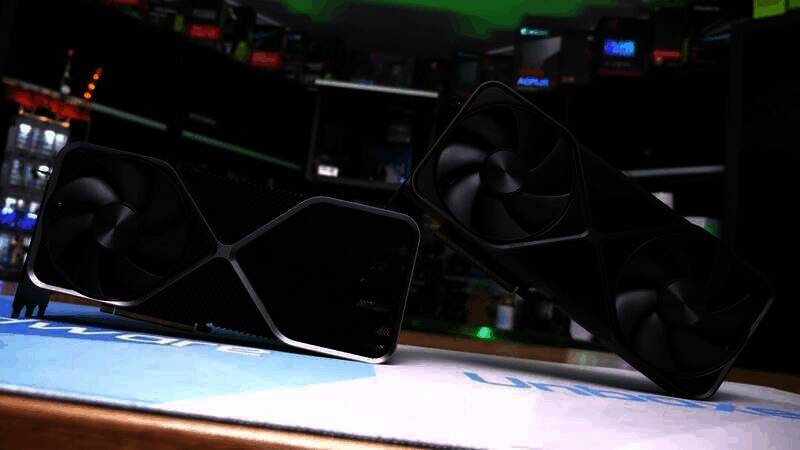 RTX 4090和RTX 5090左右尺寸对比图片