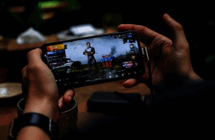 日本手游氪金玩家分布相关图片