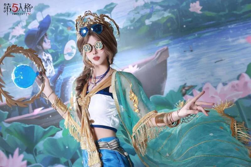 COSER扮演祭司的图片