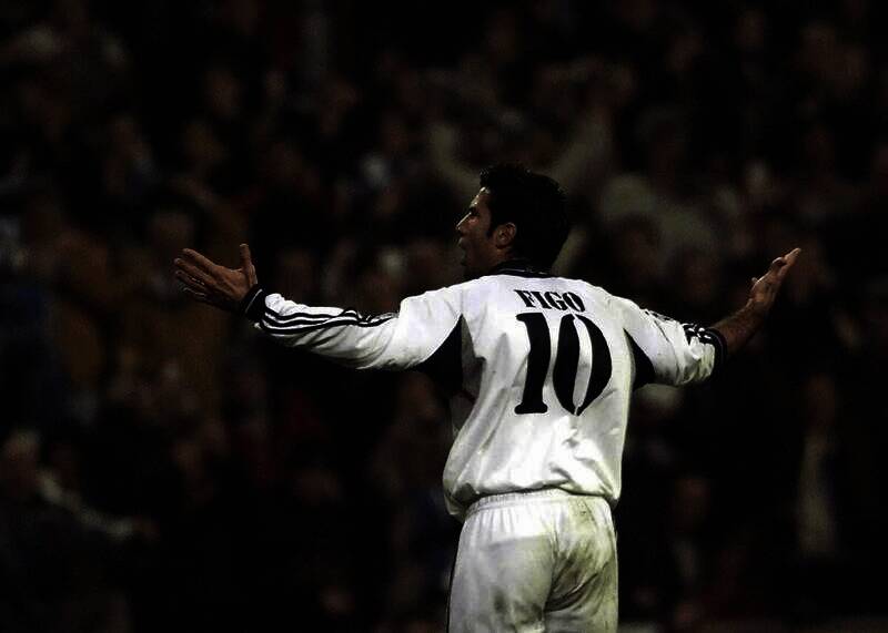 路易斯 - 菲戈赛场风采