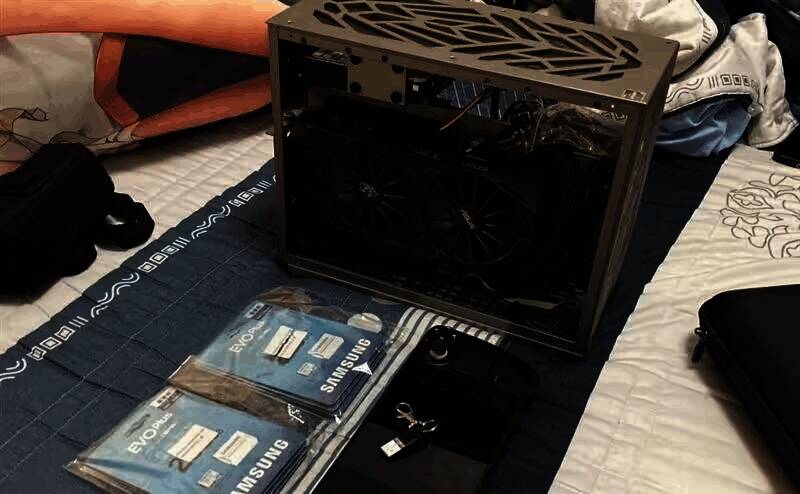 陈姓男子贩卖盗版游戏相关场景图3