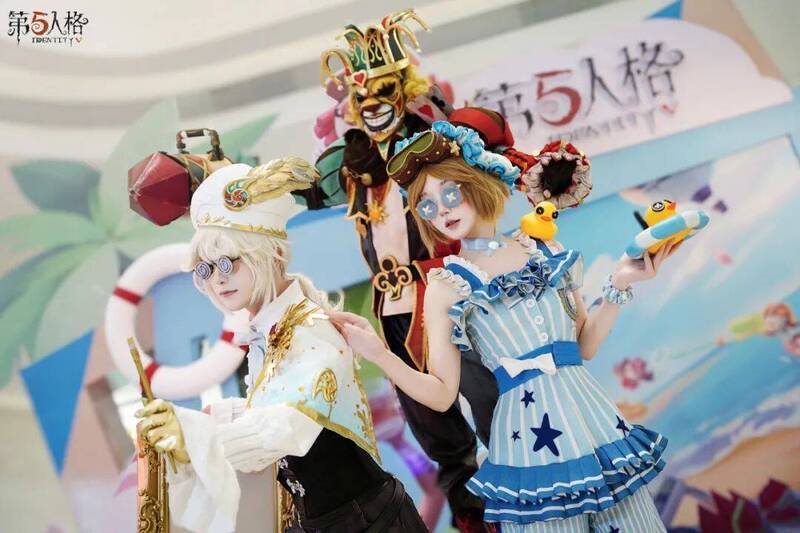 庄园角色COS现场1