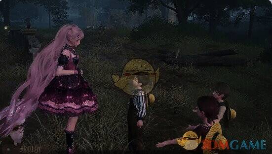 无限暖暖提交照片给莉贝儿等人完成任务的画面