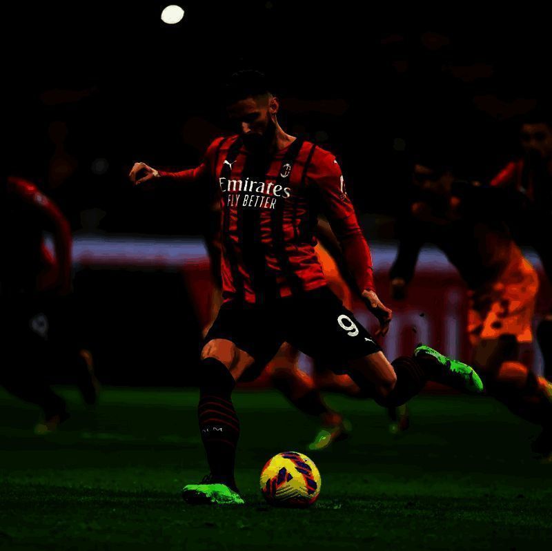 吉鲁带球进攻画面