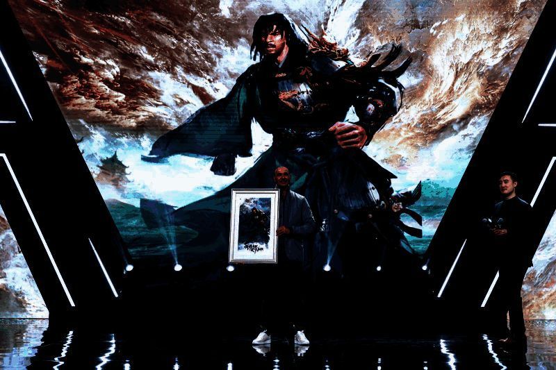 古利特收到三国古利特实体球员卡礼物