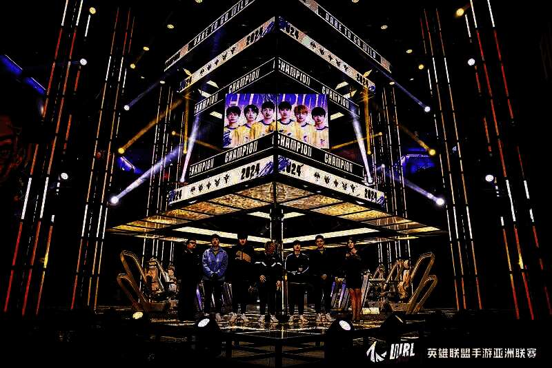 英雄联盟手游WRL A2赛事比赛画面3