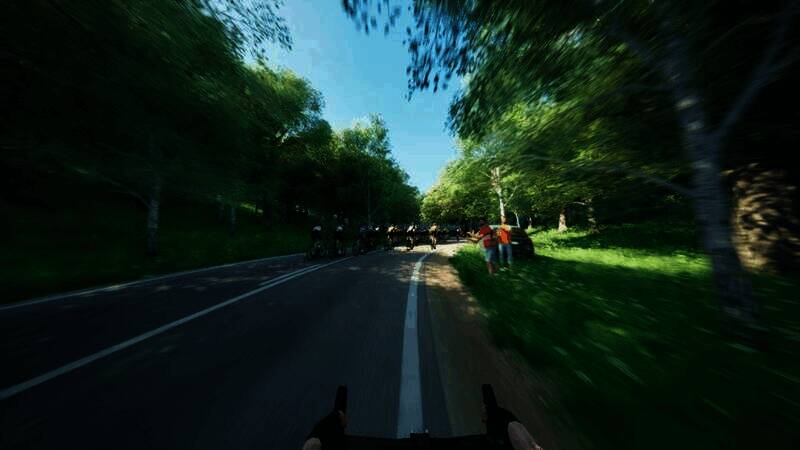 《环法自行车赛2025》游戏特点展示图片2