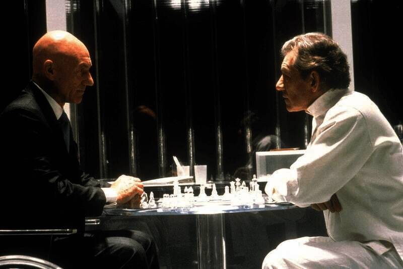 老X教授和老万磁王在《复联5》的相关画面