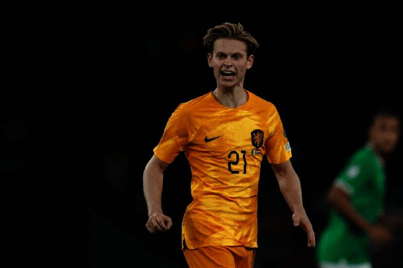 弗兰基 - 德容赛场风采