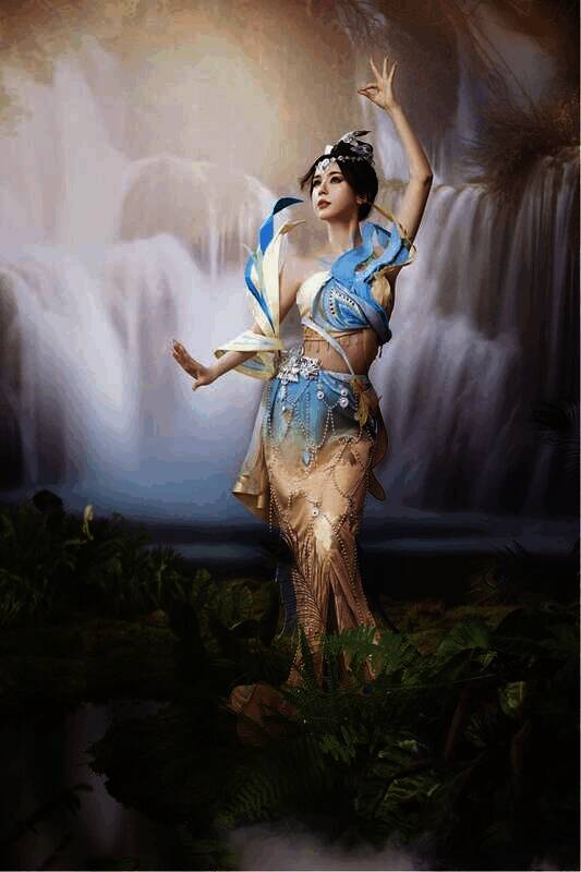 明星Cos《王者荣耀》英雄图片2