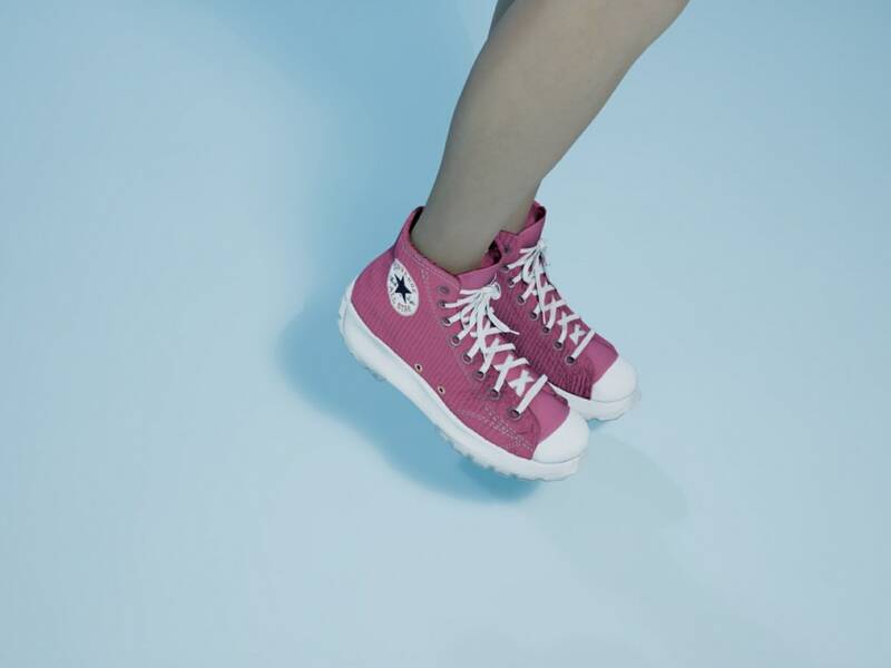inZOI匡威粉色高帮鞋使用教程图片4