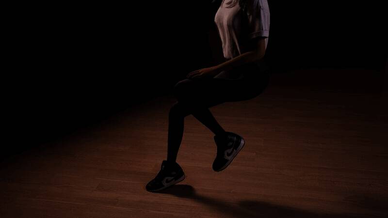 《inZOI》耐克乔丹 1 篮球鞋使用教程步骤图 2