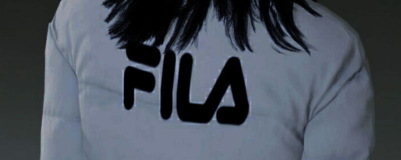 《inZOI》白色羽绒外套展示图