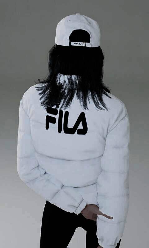 《inZOI》白色羽绒外套使用教程图2