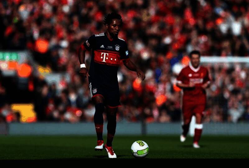 泽 - 罗伯托赛场英姿