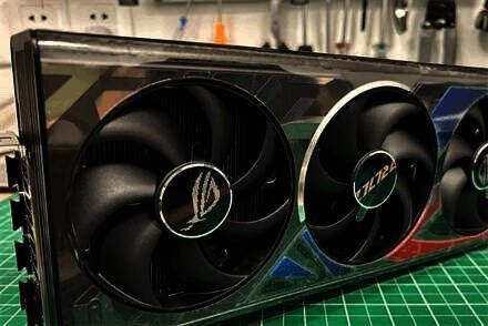 微星小飞机2070s显卡核心频率设置示例图