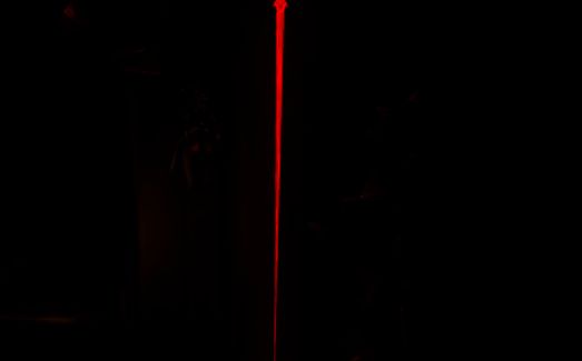 向上连跳避开障碍位置图1