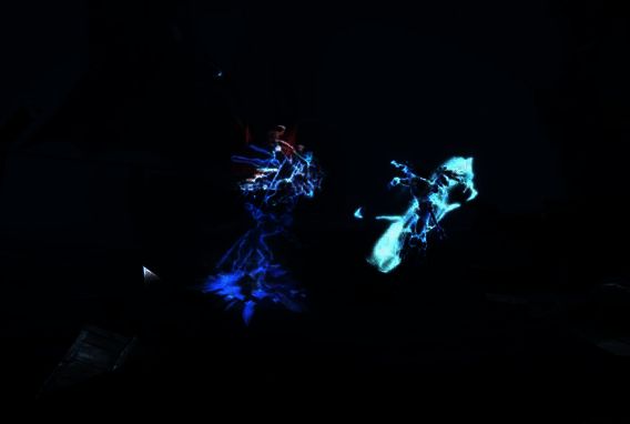 向右前进躲避攻击画面1