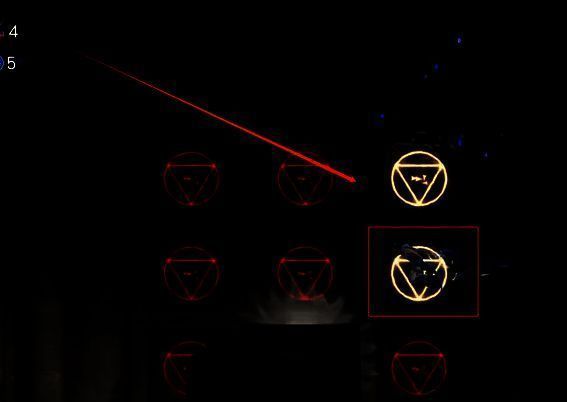 自然下落到最右列中间格子的画面