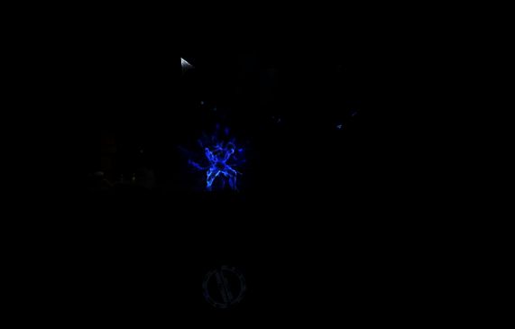 通过石门后画面