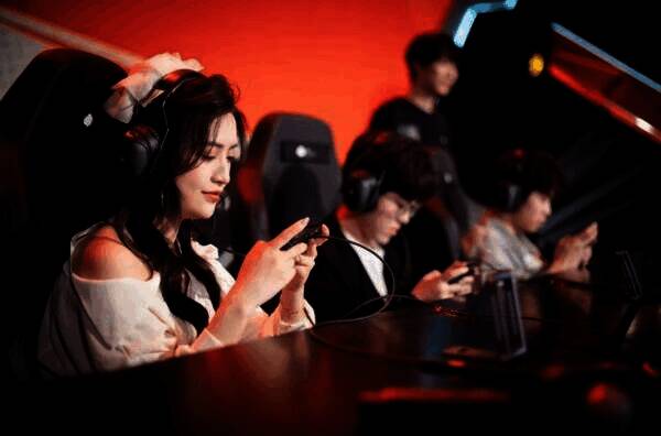 《合金弹头：觉醒》相关图片8