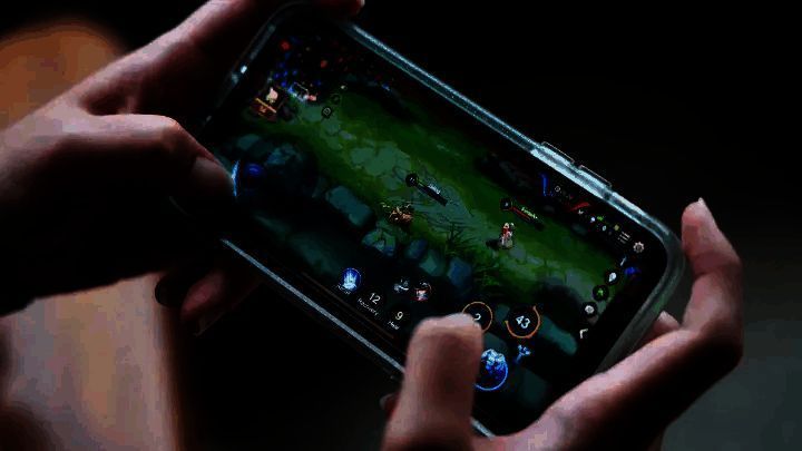 手游用户消费相关数据图表