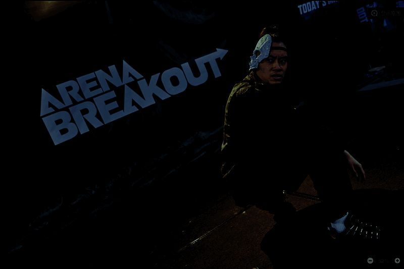 海外网红达人体验《暗区突围》画面3