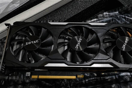 微星小飞机显存容量查看界面