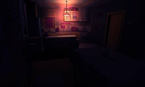 躲在餐厅餐桌旁的画面