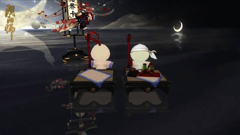 精致矮桌与浪纹餐垫