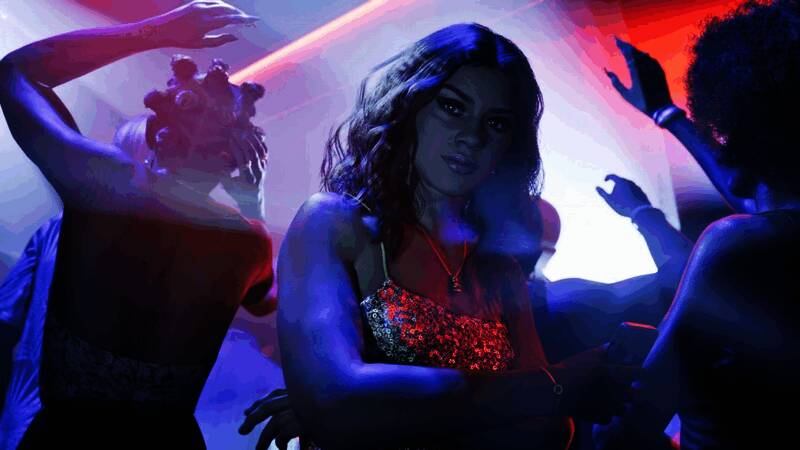 露西亚·卡米诺斯相关画面6