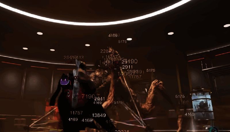 《七日世界》中使用熊来了攻击巴士怪的画面图片