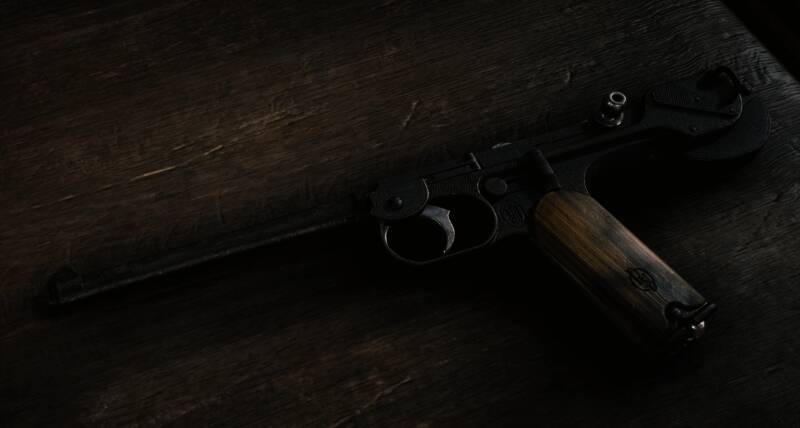 荒野大镖客2半自动手枪相关配图5