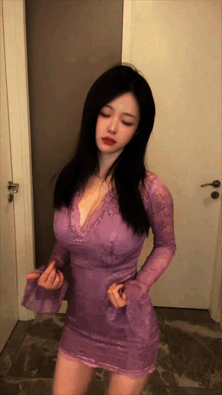 钱思怡紫衣热舞视频截图3