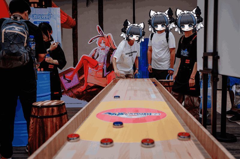 《碧蓝航线》上海站研究室活动区“拯救啾啾行动”现场