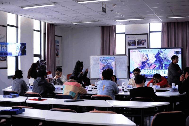 高校社团联赛现场图