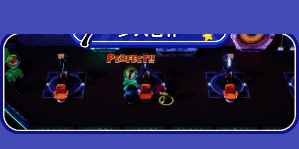 《乱剪一通》游戏中多人协作的场景动图