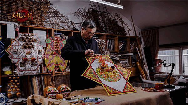 风筝工坊参观画面2