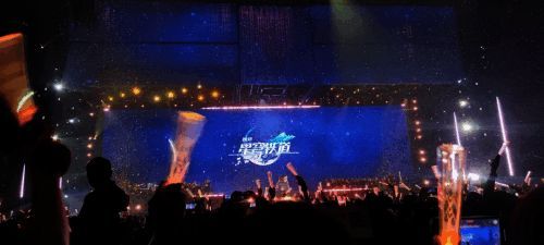 《星铁》演唱会结束时的场景