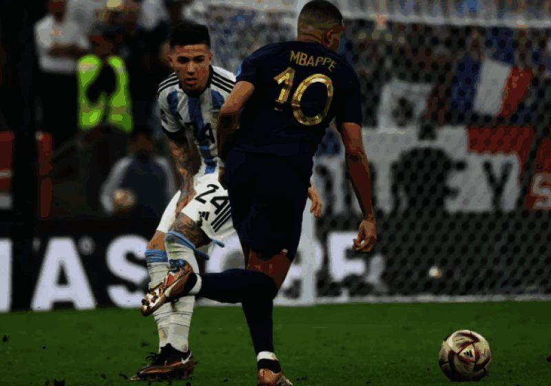 姆巴佩比赛精彩瞬间图