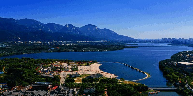 泰山石敢当文化园风景图