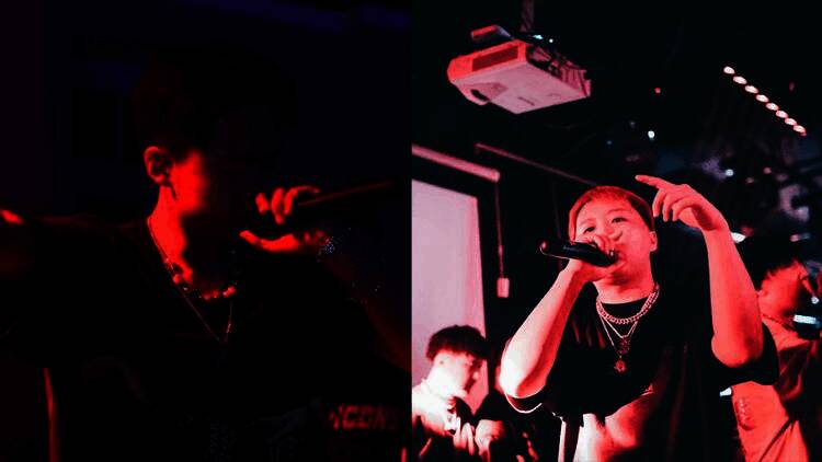 说唱歌手表演现场图