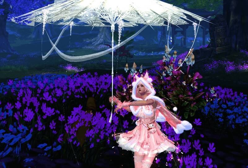 身着暖絮浮岚的少女在繁花中起舞美照